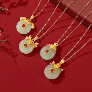 Original Hetian jade peace button cute snake necklace, 925 sterling silver Chinese zodiac animal necklace for the zodiac year, national trend collarbone chain for the Year of the Snake