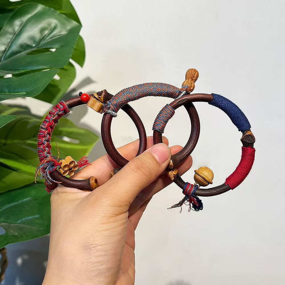 Knitted National Style Tibetan Chicken Blood Vine Handmade Bracelet Bangle Retro Tibetan Hand Rope Bracelet Openable - Image 4